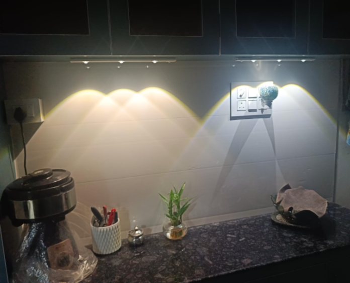 LED PIR Motion Sensor Cabinet With USB Rechargeble
